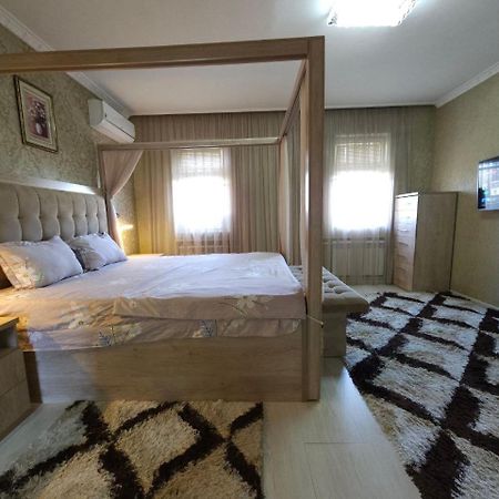 Hi-Tech Apartment In City Center Tashkent Luaran gambar