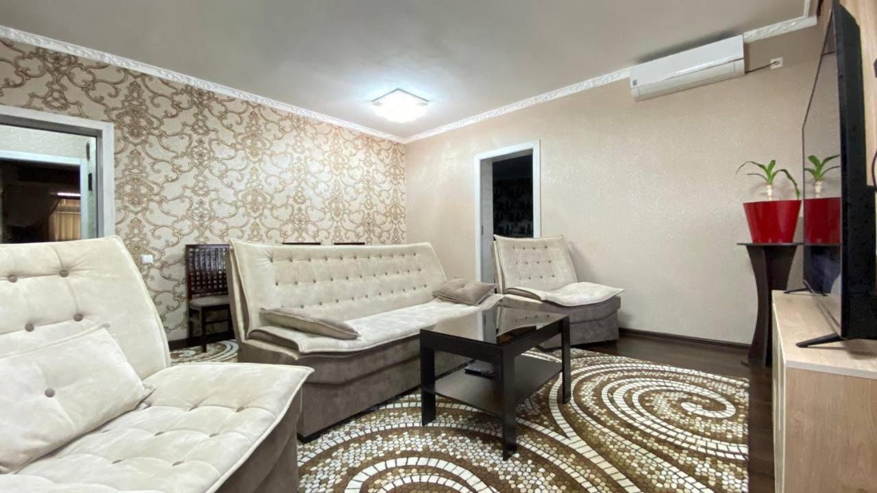 Hi-Tech Apartment In City Center Tashkent Luaran gambar