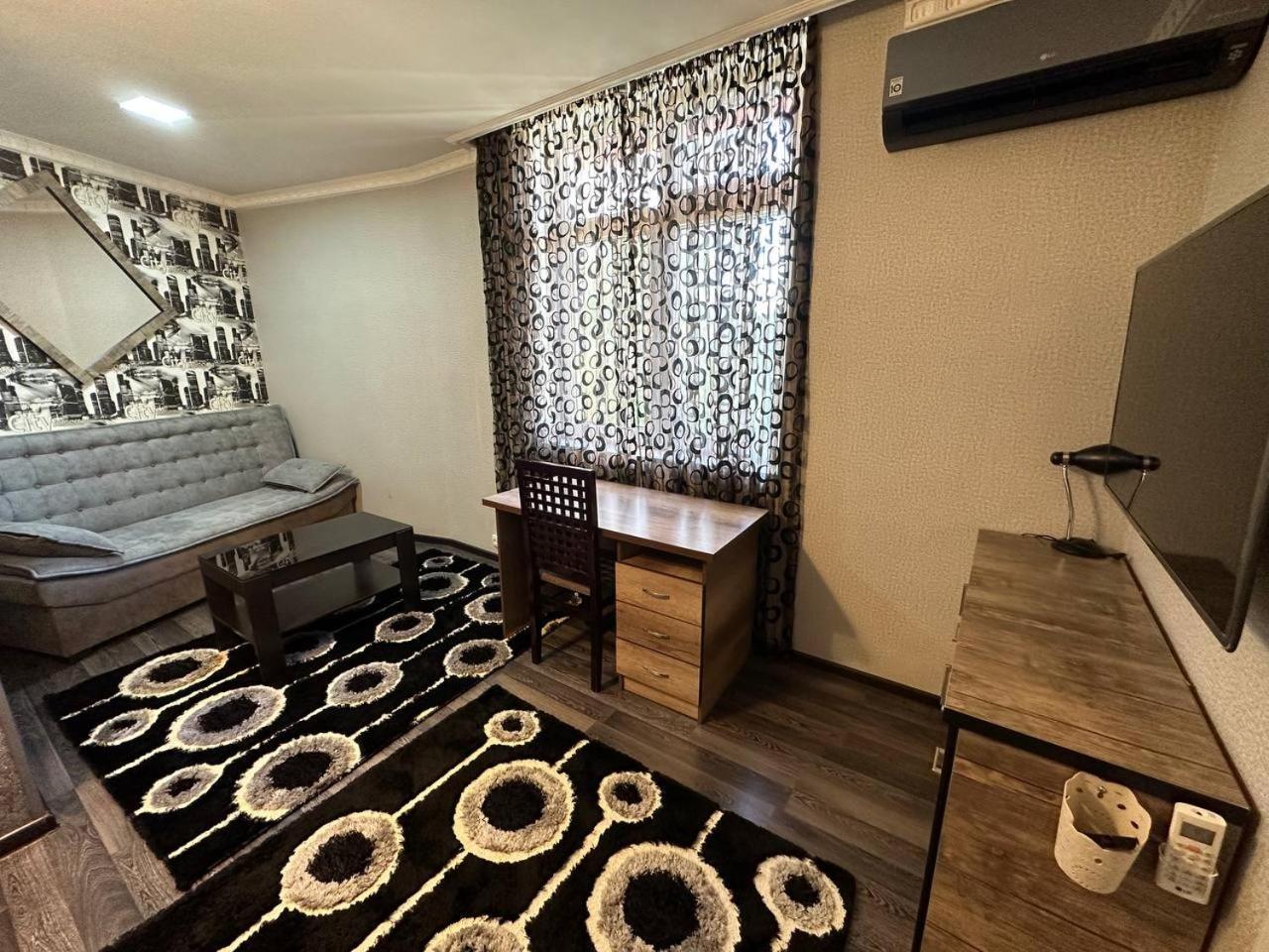 Hi-Tech Apartment In City Center Tashkent Luaran gambar